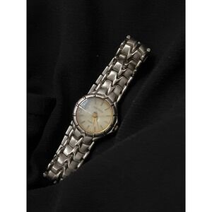 Ravinia‎ Quartz Women's Stainless Steel Watch